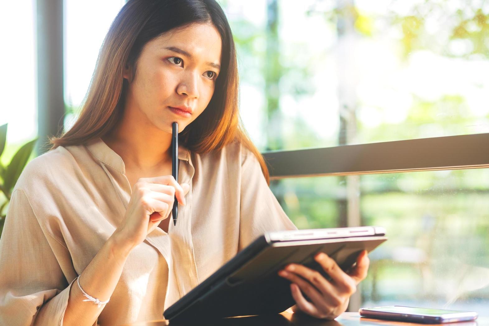 Modern learning environment with financial education materials